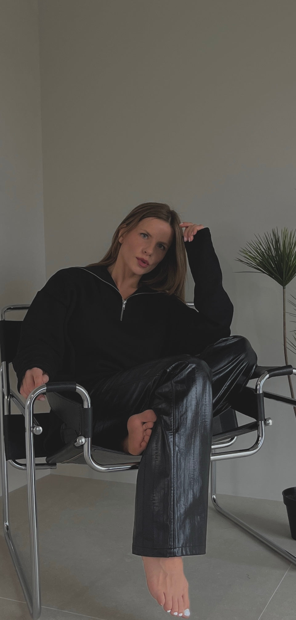 Minimalistinis oversize džemperis