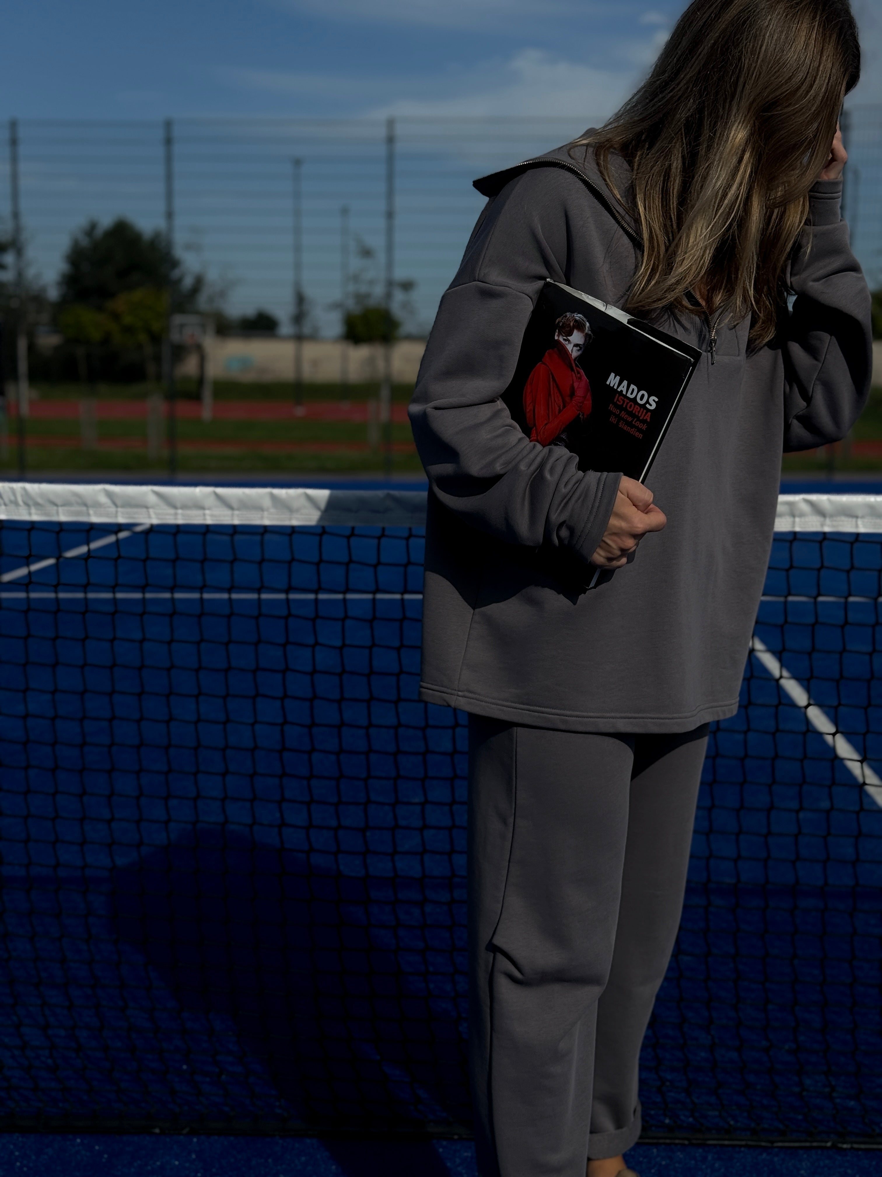 Laisvalaikio kostiumėlis Pilkas