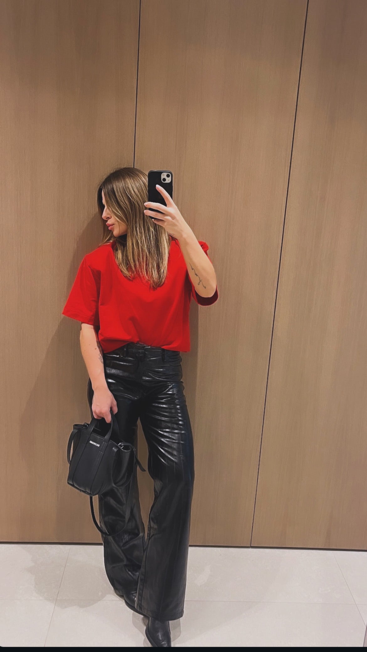 Marškinėliai Raudona