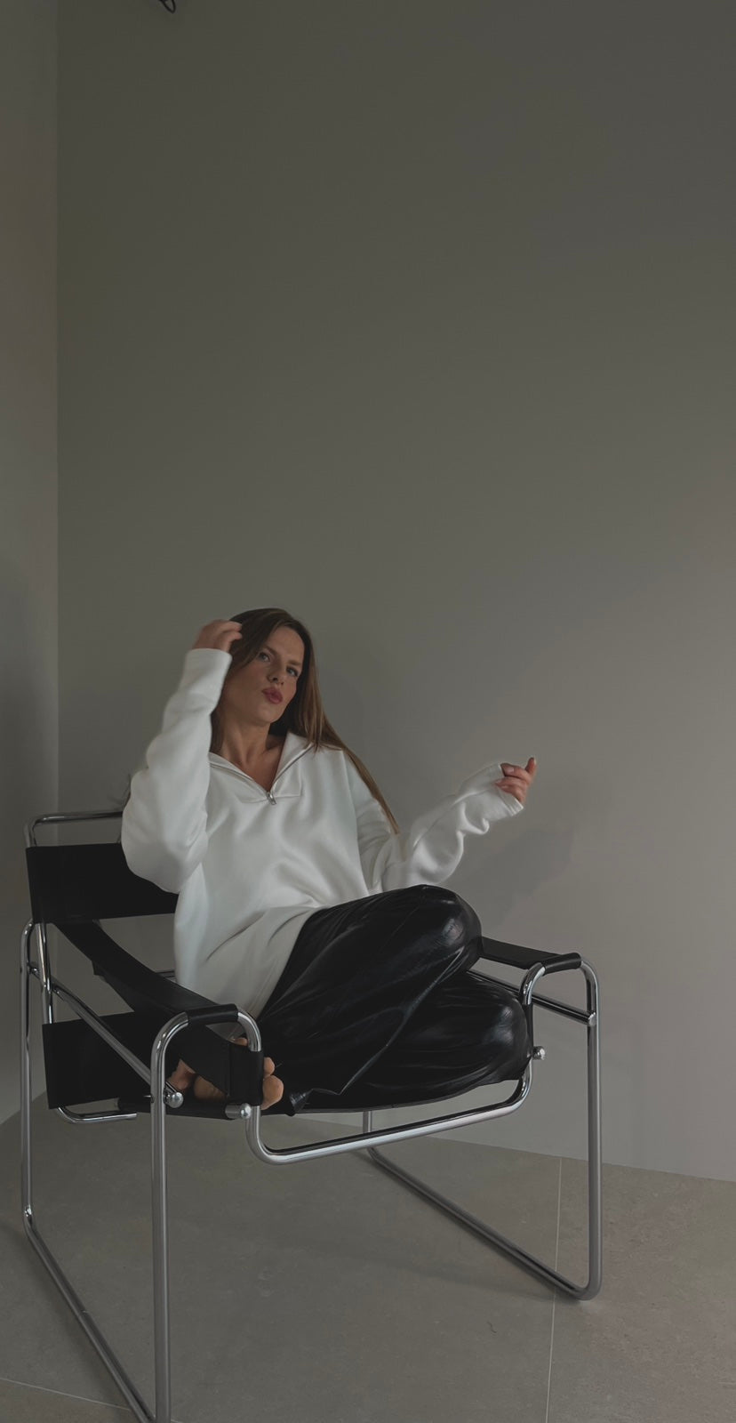 Minimalistinis oversize Džemperis