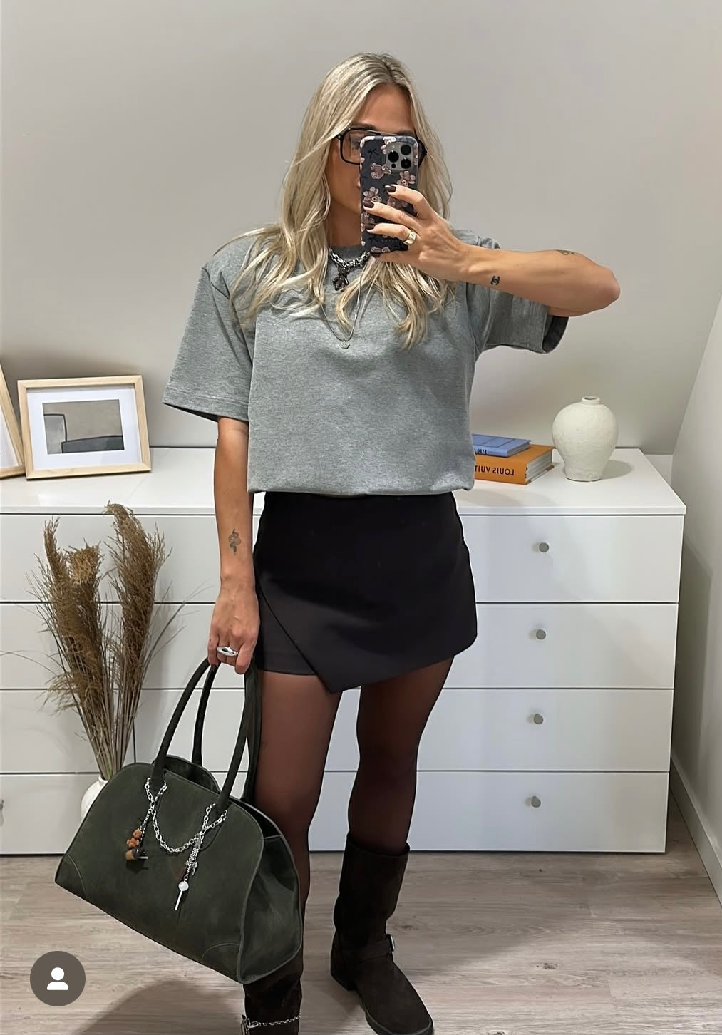 Marškinėliai Pilka